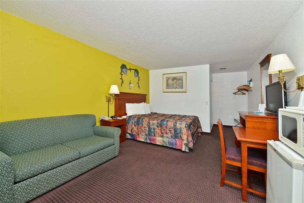 Americas Best Value Inn Hazlehurst Quarto foto